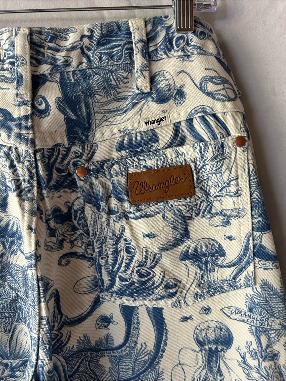 Wrangler Underwater Print Flared Bell Bottom Pants in Blue and Cream - Picture 6 of 7